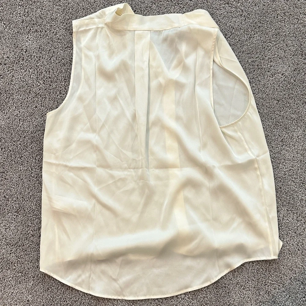 Quince Sleeveless Blouse - Picture 4 of 5